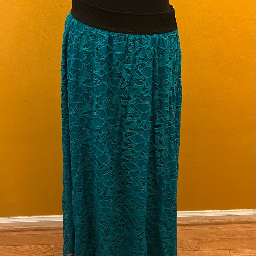 LuLaRoe Teal Lace Maxi Skirt Size M
